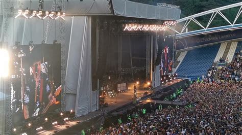 Green Day at Hella Mega Tour, Huddersfield: Ziggy Stardust 25 .